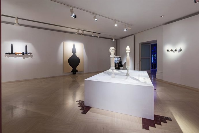 El Museo Nacional de Cerámica y Artes Suntuarias 'González Martí' presenta la exposición 'Sandra Val. La erótica del tiempo'