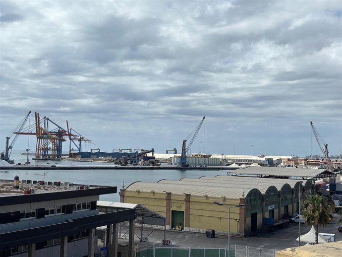 Foto del puerto de Málaga.