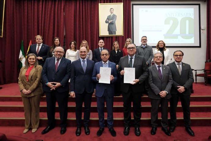 Archivo - Imagen de diciembre de 2024 del acto de la firma del Protocolo General de Actuación para el funcionamiento de la Red de Información Europea de Andalucía (RIEA).