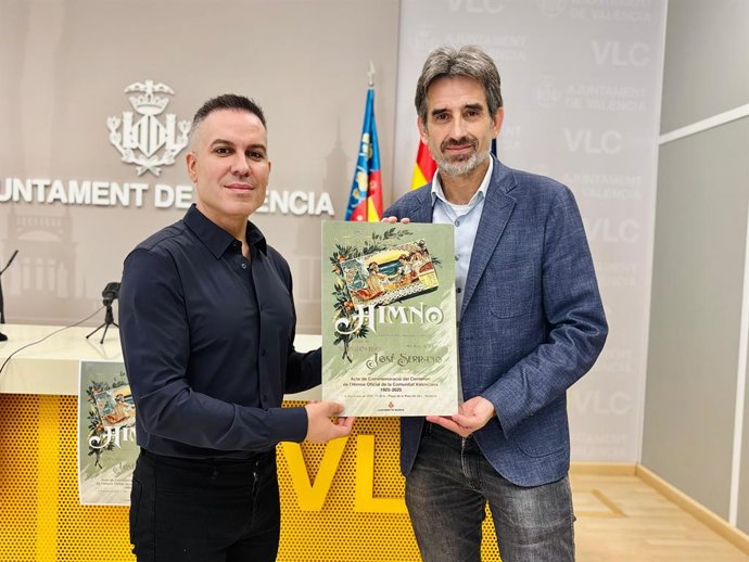 El Ayuntamiento de València celebra el centenario del Himno de la Comunitat Valenciana.