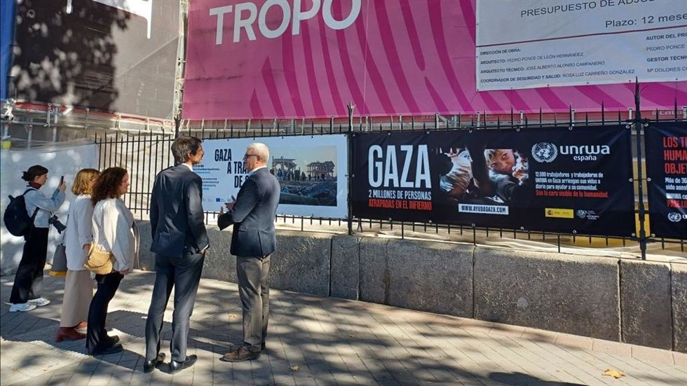Museo Nacional de Antropología convierte su valla en una ventana a Gaza con fotografías de fotoperiodistas palestinos