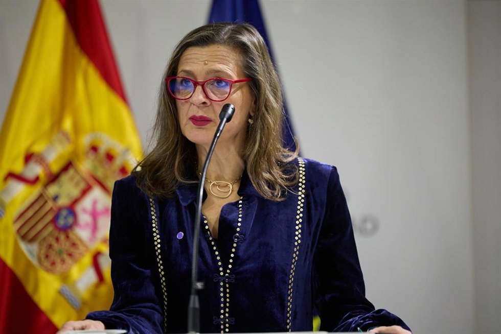 Archivo - La delegada del Gobierno contra la Violencia de Género, Carmen Martínez, interviene durante la conmemoración del XX aniversario de la Ley Orgánica de Medidas de Protección Integral contra la Violencia de Género, en el Ministerio de Igualdad