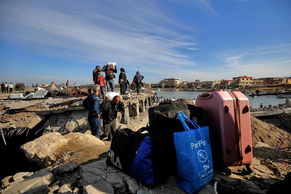 Archivo - Refugiados sirios regresan al país tras la caída del expresidente Bashar al Assad