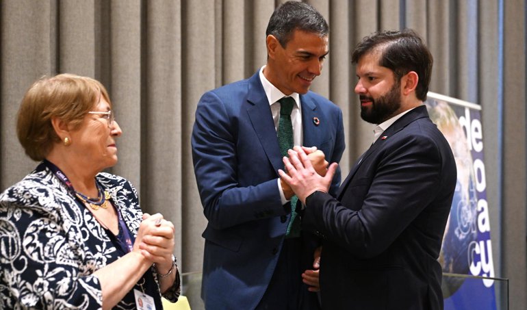 Política