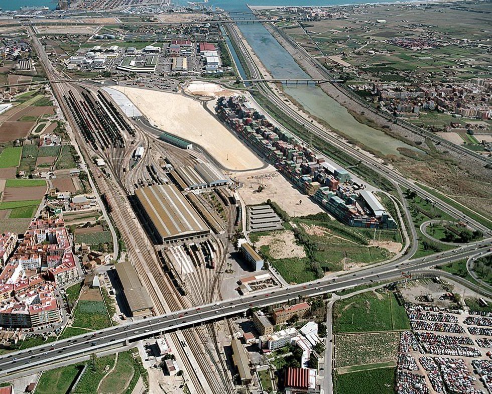 Adif invertrá 1,5 millones en un vial directo entre Font de Sant Lluís y la ZAL