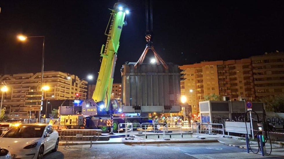 Sustitución de un transformador en Miraflores (Zaragoza).