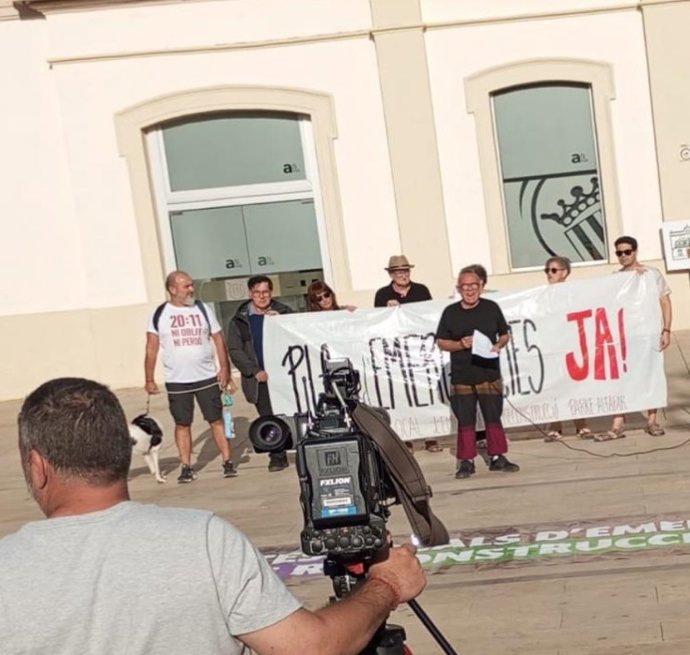 Los Comités Locales de Emergencia y Reconstrucción presentan acciones coordinadas ante la "falta de respuesta institucional" en materia de planes de emergencia y reconstrucción tras el 29 de octubre