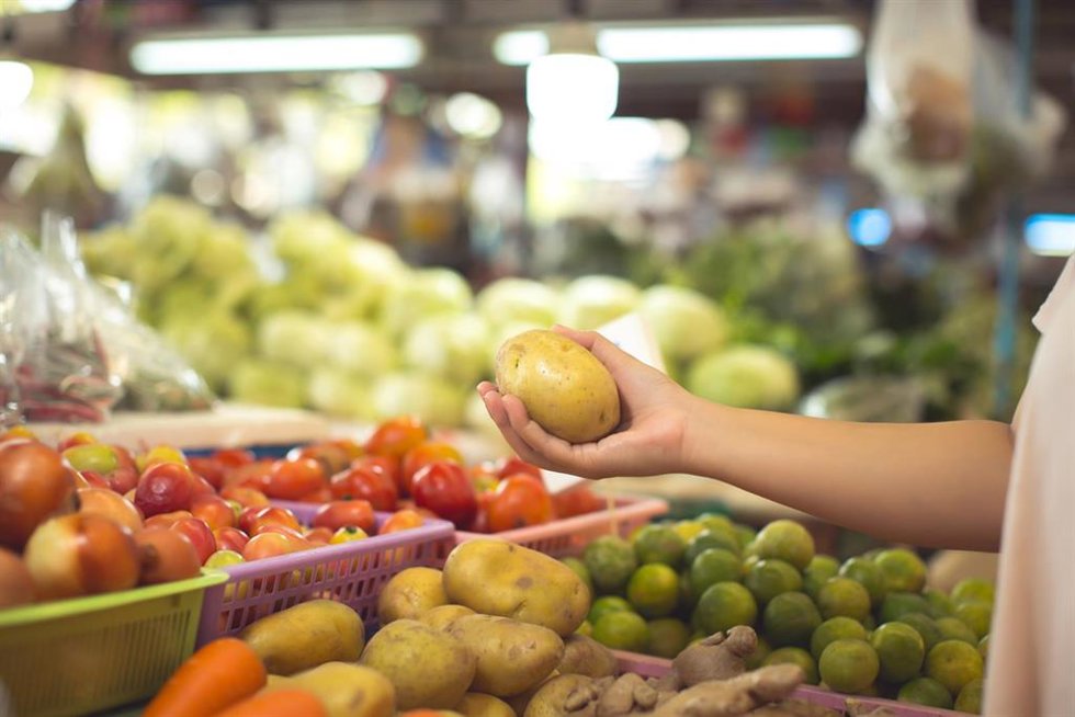 Archivo - Unión de Uniones transmite a Planas la "urgente necesidad" de que la ley de la cadena alimentaria "se cumpla".