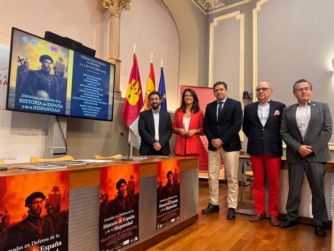 Presentación de las 'Jornadas en Defensa de la Historia de España y de la Hispanidad'.