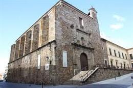 Auditorio Santa Ana de Plasencia donde se llevarán a cabo algunos conciertos del II Festival de Música Antigua