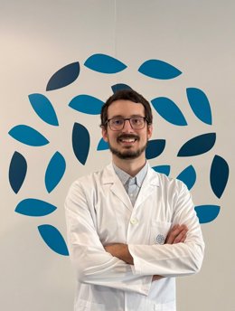 Investigador Juan Luis Paris, miembro del Grupo de Enfermedades Alérgicas de Ibima Plataforma Bionand y profesional del Servicio de Alergia del Hospital Regional Universitario de Málaga