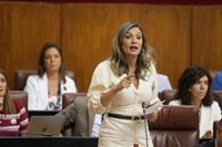 Portavoz del PSOE-A rechaza "lecciones" de Moreno y su "tonito" hacia ella y él le reprocha su "perfil un tanto radical"