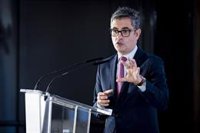 Bolaños elogia el liderazgo de Sánchez: España ha pasado de la "mesa de niños comiendo nuggets" a decidir en Europa