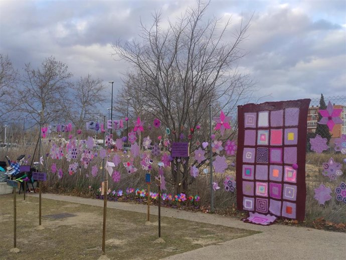Archivo - Rincón Violeta del barrio de Parque Goya (Zaragoza).