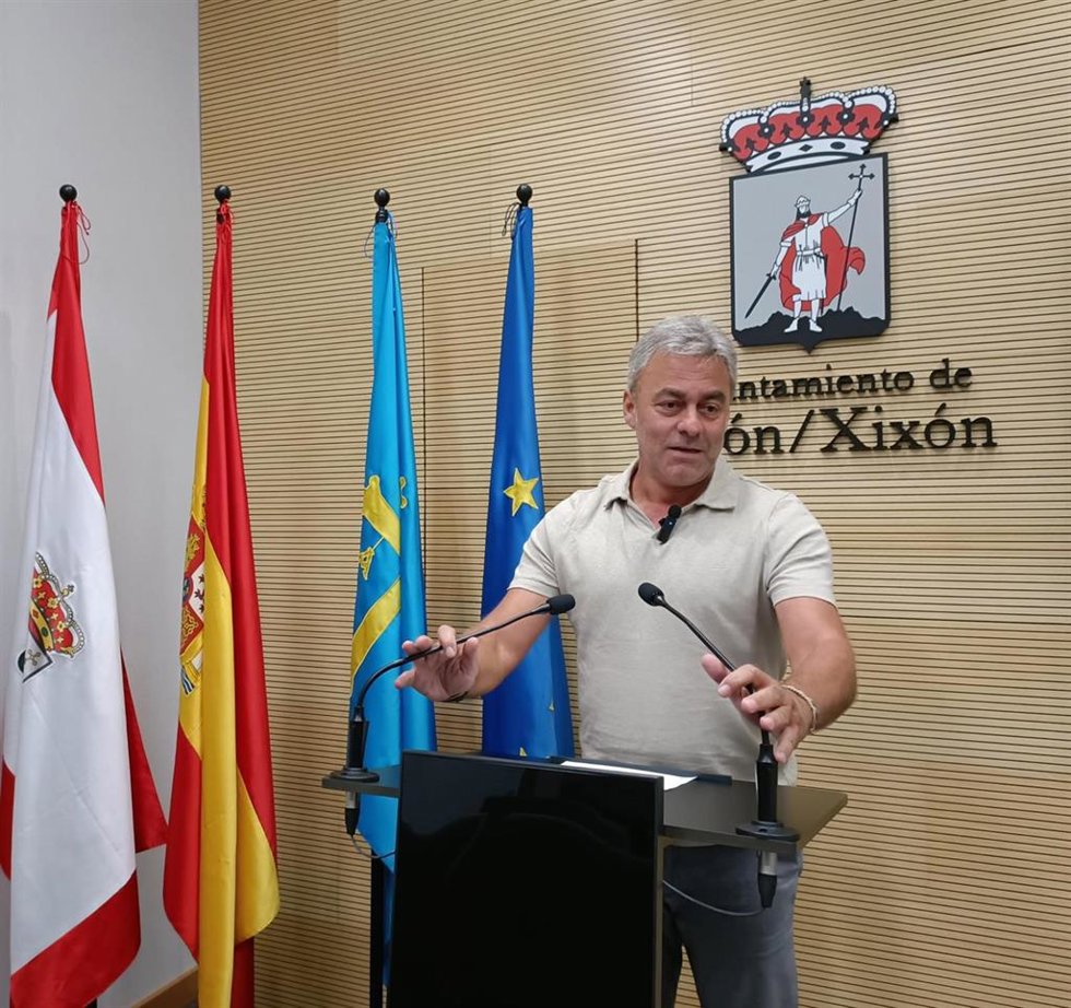 El concejal del Grupo Municipal Socialista del Ayuntamiento de Gijón Ramón Tuero.