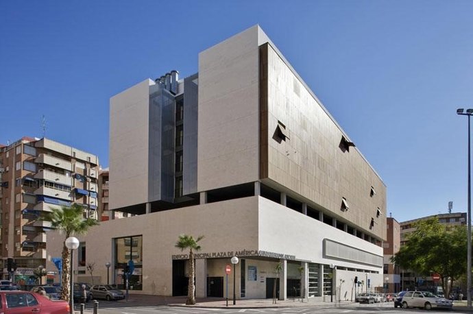 Archivo - Edificio municipal de Plaza América en Alicante