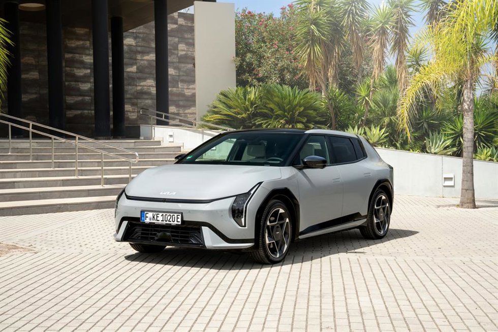 Archivo - Kia EV4