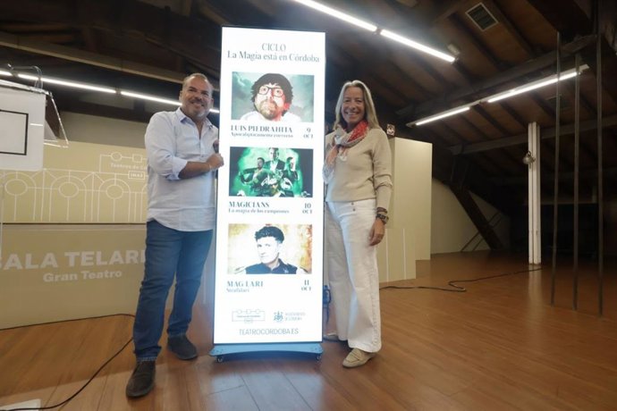 Presentación del ciclo 'La Magia está en Córdoba', que se desarrolla del 9 al 11 de octubre con una programación que aúna la magia y el ilusionismo para ofrecer los mejores espectáculos en el Gran Teatro y el Teatro Góngora.