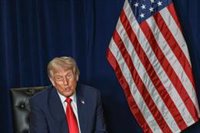 Trump acusa a la "izquierda radical" del último tiroteo en Dallas y sugiere que la derecha puede reaccionar
