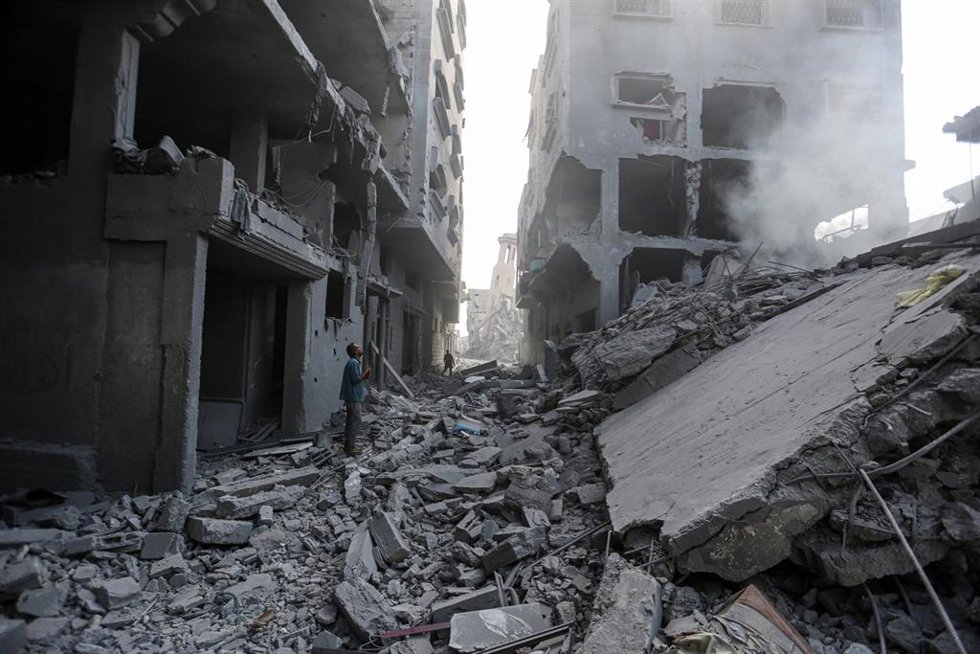 Edificio destruido tras un ataque israelí sobre la Franja de Gaza