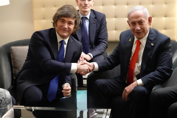 El presidente de Argentina, Javier Milei, junto al primer ministro de Israel, Benjamin Netanyahu