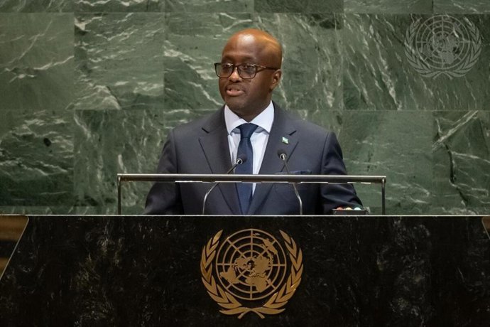El ministro de Exteriores de Ruanda, Olivier Nduhungirehe, comparece en la 80ª Asamblea General de Naciones Unidas