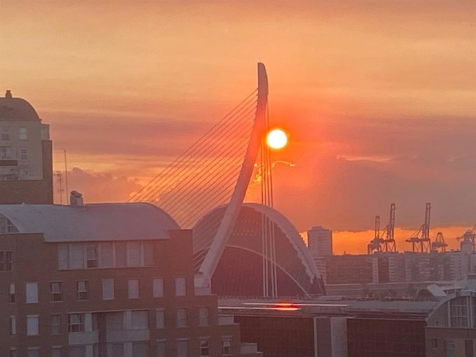 El fin de semana comienza con intervalos nubosos en el litoral de la Comunitat