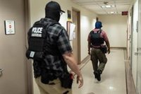 EEUU detiene a un importante empresario haitiano de cara a su deportación por lazos con pandillas en Haití