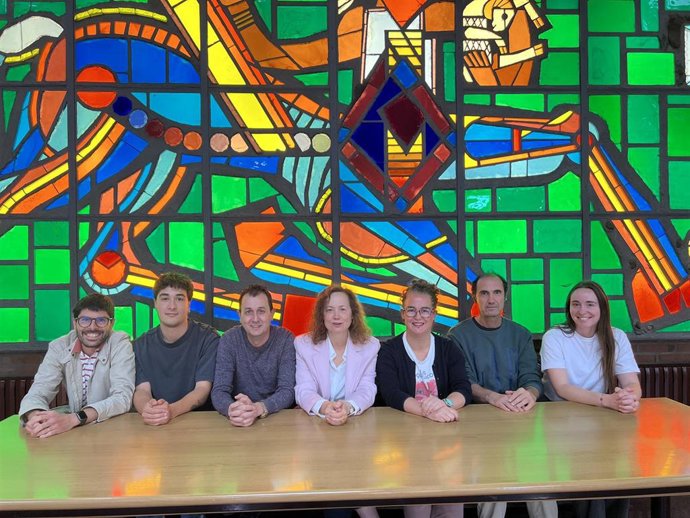 Equipo investigación que ha realizado el estudio sobre la alimentación de ovejas lecheras.