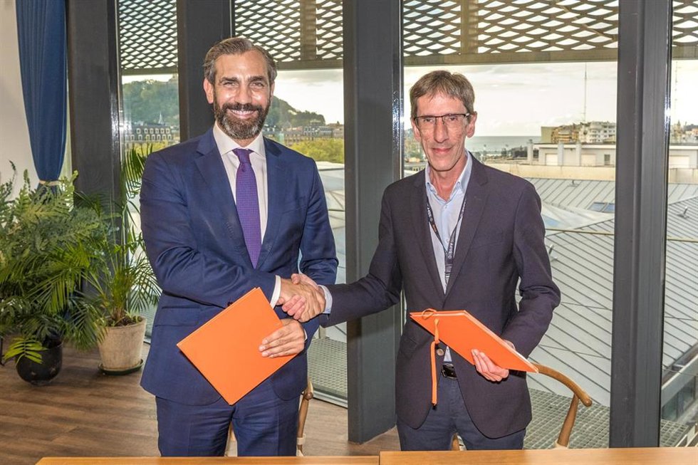 RTVE Instituto y la Asociación ALÍA han suscrito un convenio de colaboración destinado a impulsar la formación y el desarrollo del sector audiovisual en España, en el marco del Proyecto Haz.