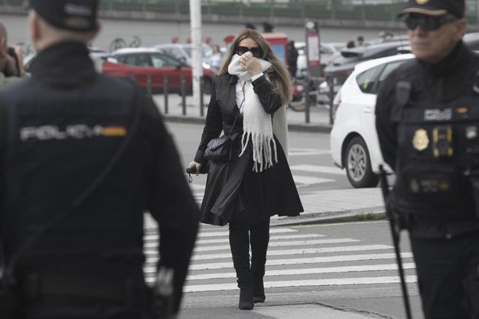 Archivo - La Miss Asturias vinculada a Ábalos, Claudia Montes, llega a los juzgados de Gijón para testificar por el ‘caso Koldo’, a 21 de mayo de 2025, en Gijón, Asturias (España).  