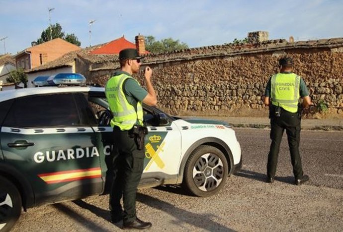 Agentes de la Guardia Civil.