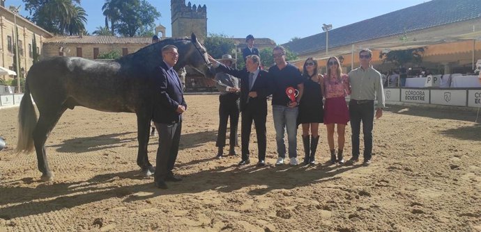 Entrega de premios en Cabalcor con la asistencia del ministro de Agricultura, Pesca y Alimentación, Luis Planas.