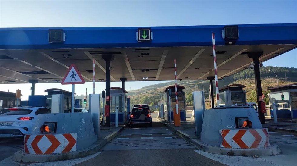 Archivo - Peaje del Huerna, Autopista AP-66, argayo.