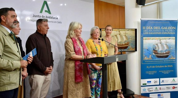 La delegada de la Junta de Andalucía en la provincia de Cádiz, Mercedes Colombo, en la presentación de la II Jornada del Día del Galeón, que se celebrará los próximos días 8 y 9 de octubre en Cádiz.