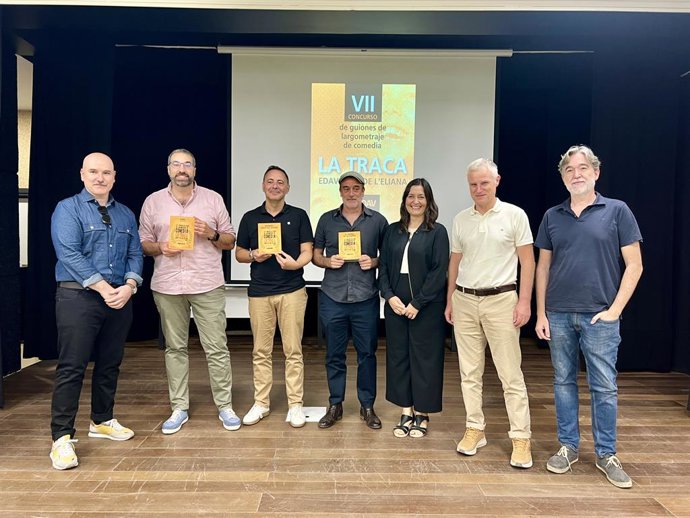 El gallego Luis Miles gana la VII edición de La Traca con su guión "Amparo, pero no olvido"