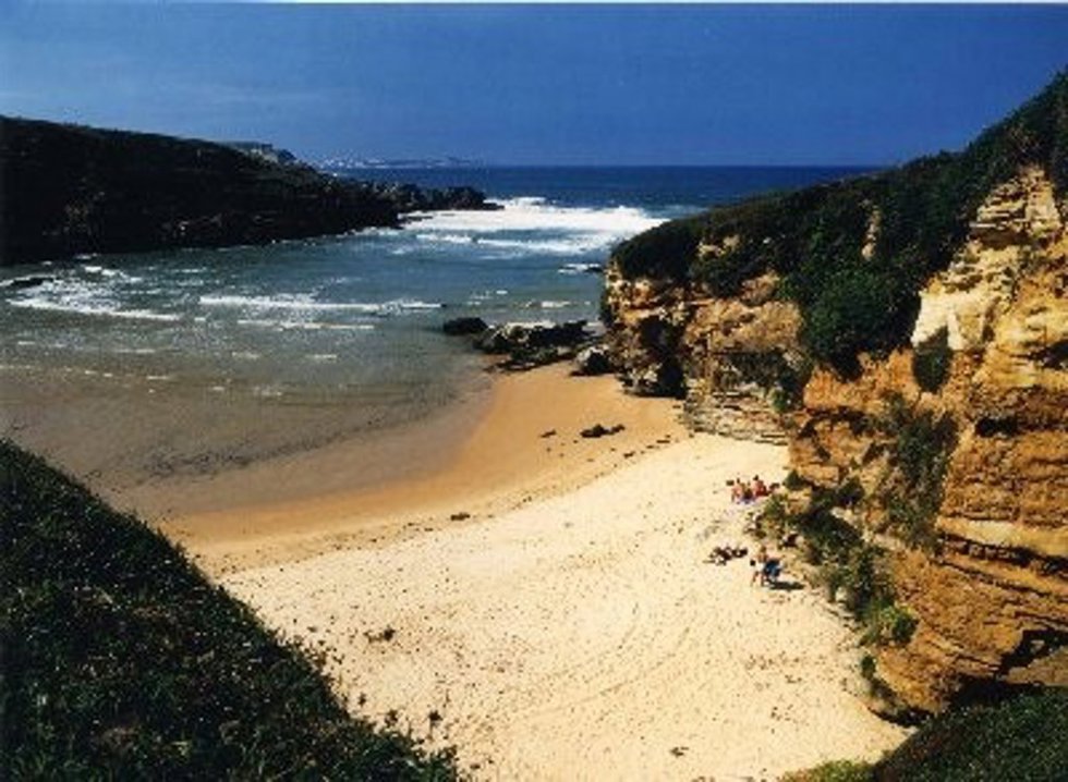 Archivo - Playa de Galizano
