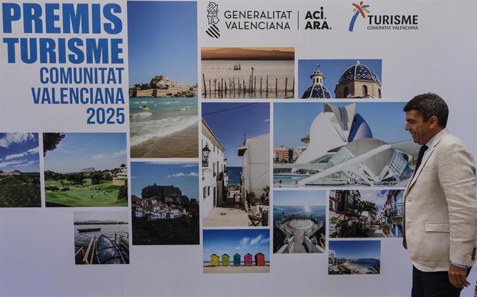 El president de la Generalitat, Carlos Mazón, durante el acto de entrega de los Premios Turisme Comunitat Valenciana 2025