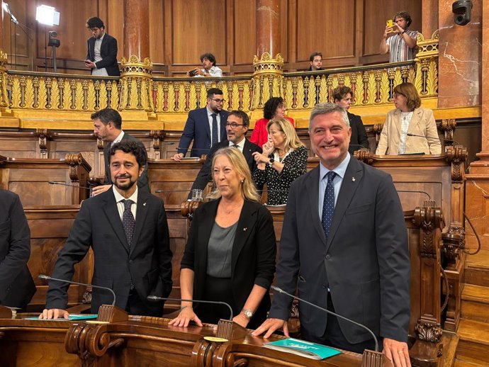 Els regidors de Junts en el ple de Barcelona 