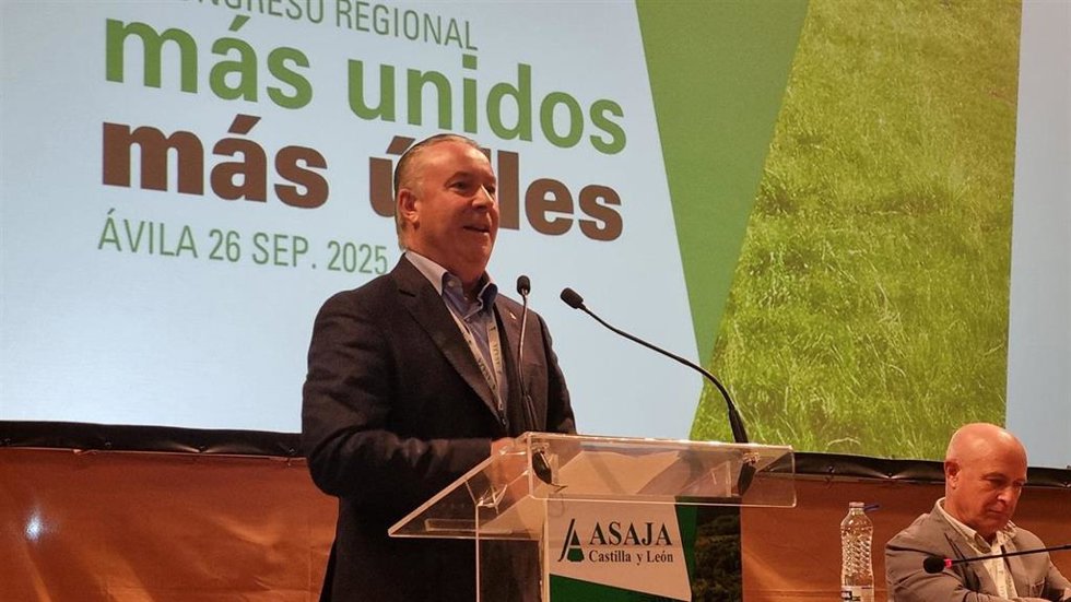 Donaciano Dujo en un momento de su intervención en el XI Congreso de Asaja celebrado en Ávila