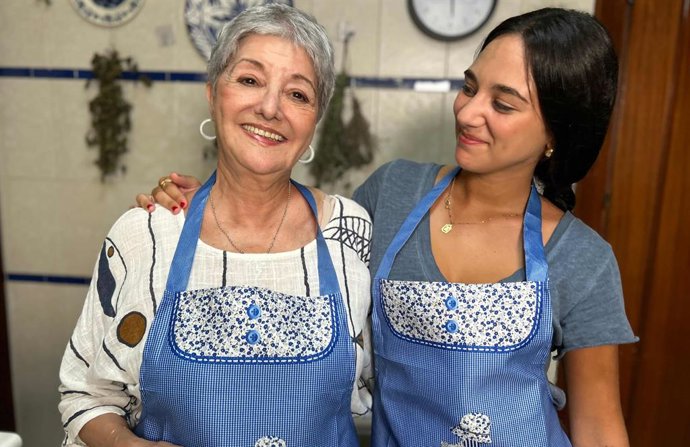 Abuelas y nietos, mano a mano en los fogones en Cocino con mi abuela, el nuevo programa de Canal Cocina