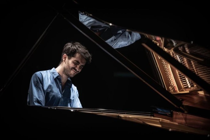 Archivo - El festival Ensems recibe al pianista Juan Pérez Floristán en el segundo fin de semana de su 47ª edición
