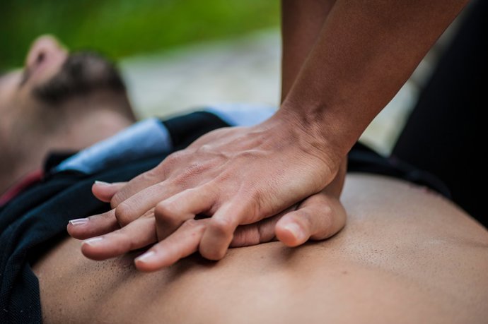 Archivo - Arquivo - Massagem cardíaca ou RCP