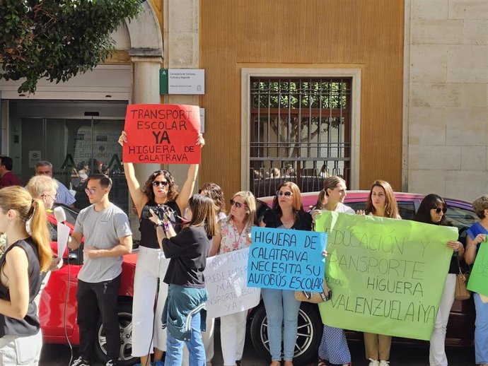 Protesta ante la Delegación de Desarrollo Educativo