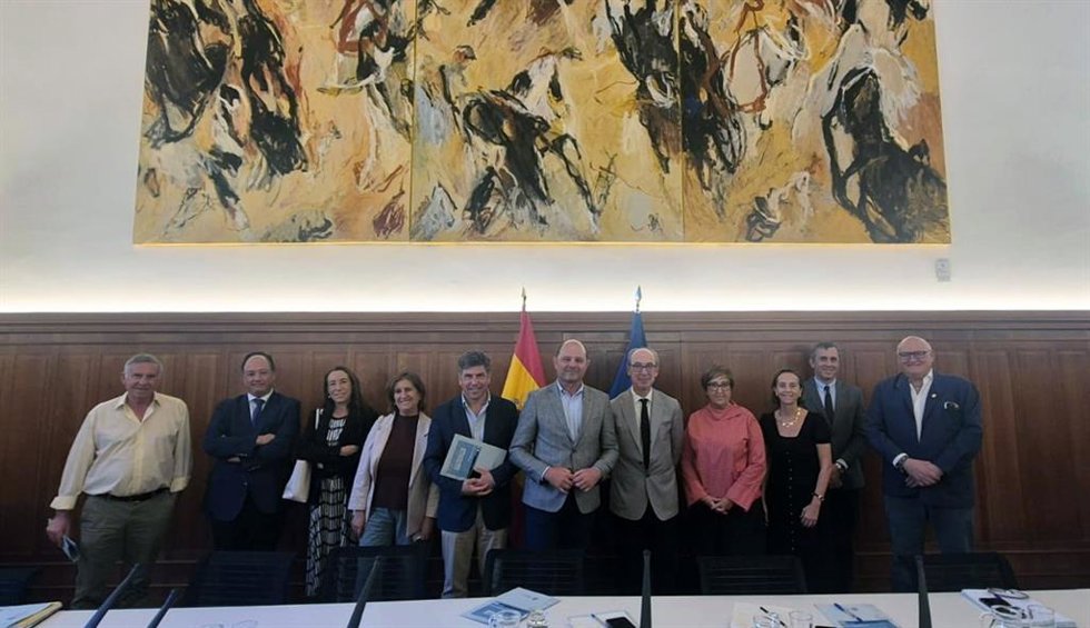 Encuentro entre representantes de la Campiña Sur y el Ministerio de Agricultura.