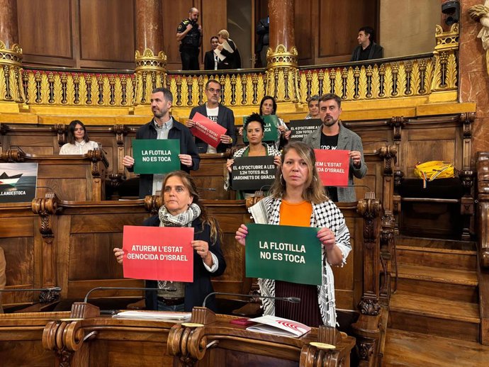 BComú ha impulsado la moción para retirar la presencia de Israel en eventos y congresos de Barcelona.