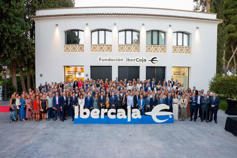 El acto de reconocimiento a la plantilla de Ibercaja se ha desarrollado en el Monasterio de Cogulladda.