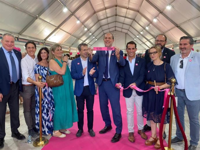 Inauguración de la Noche Europea de los Investigadores 2025 en Jaén.