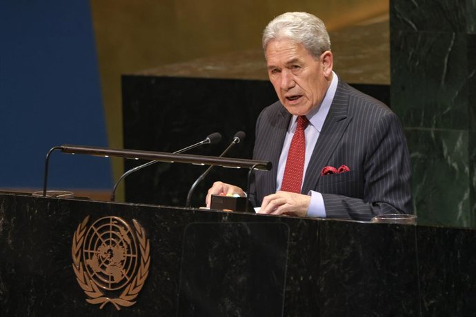 26 de setembro de 2025, Nova York, Nova York, EUA: O Ministro das Relações Exteriores da Nova Zelândia, WINSTON PETERS, fala durante o Debate Geral na UNGA80, marcando os 80 anos da fundação das Nações Unidas. Enquanto os líderes destacavam crises globais