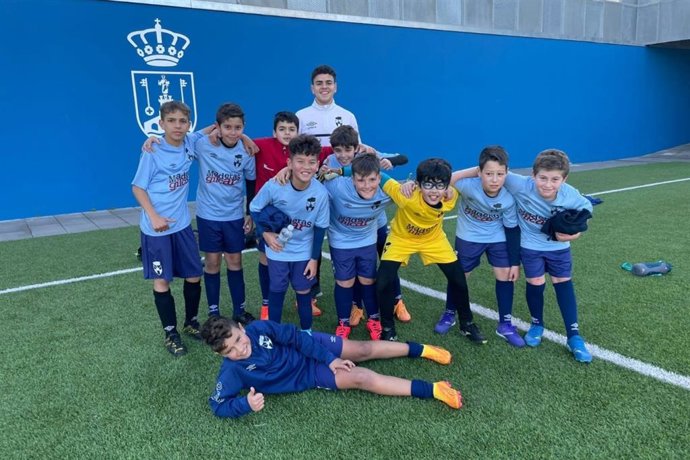 Imagen de archivo de niños participantes en las Escuelas Deportivas Municipales de Alcalá de Guadaíra (Sevilla).